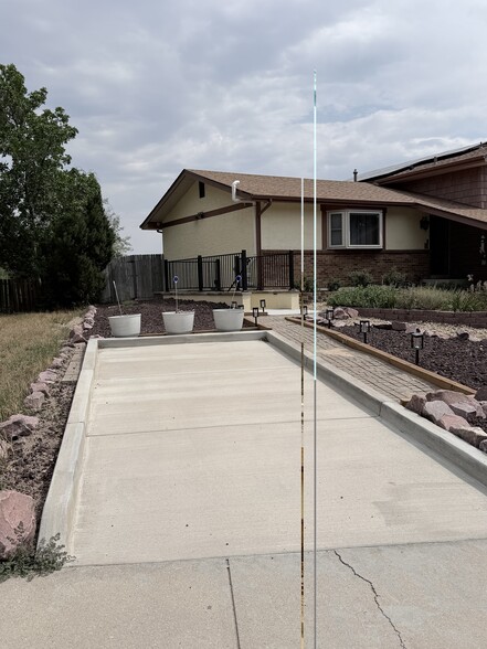 Building Photo - 5065 Escapardo Way