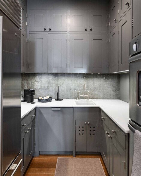 Building Photo - 1812 The Strand