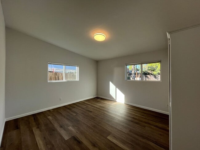 Building Photo - Fully remodeled Reseda 3+2 home w/solar panels to help lower your utility costs!