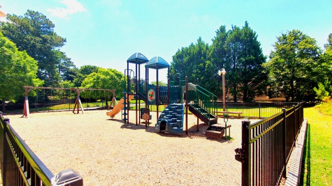 Building Photo - 25 Cherrystone Walk