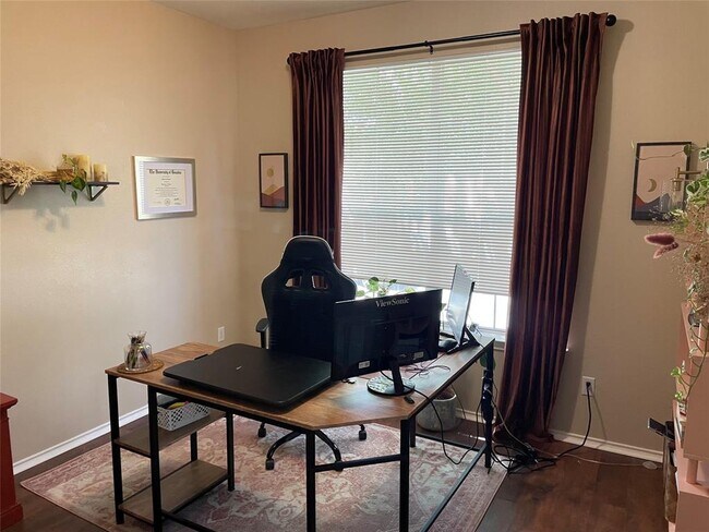 Building Photo - 813 Bull Creek Pkwy