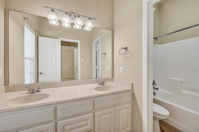 Building Photo - 406 Charlie Way