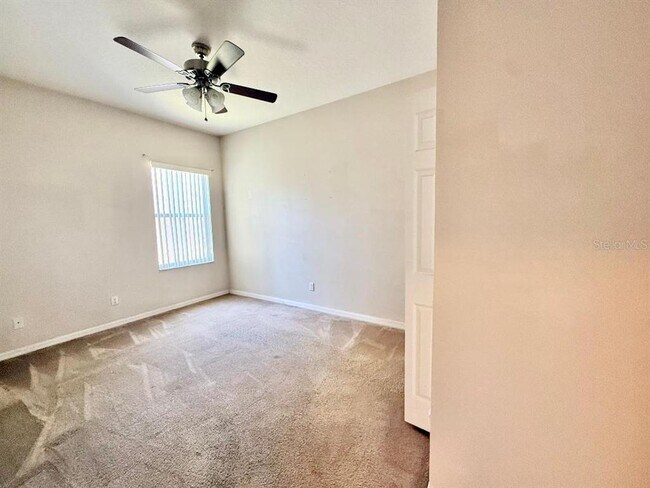 Building Photo - 209 Corvina Dr