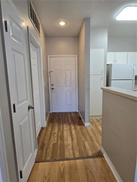 Building Photo - 1910 E Palm Ave