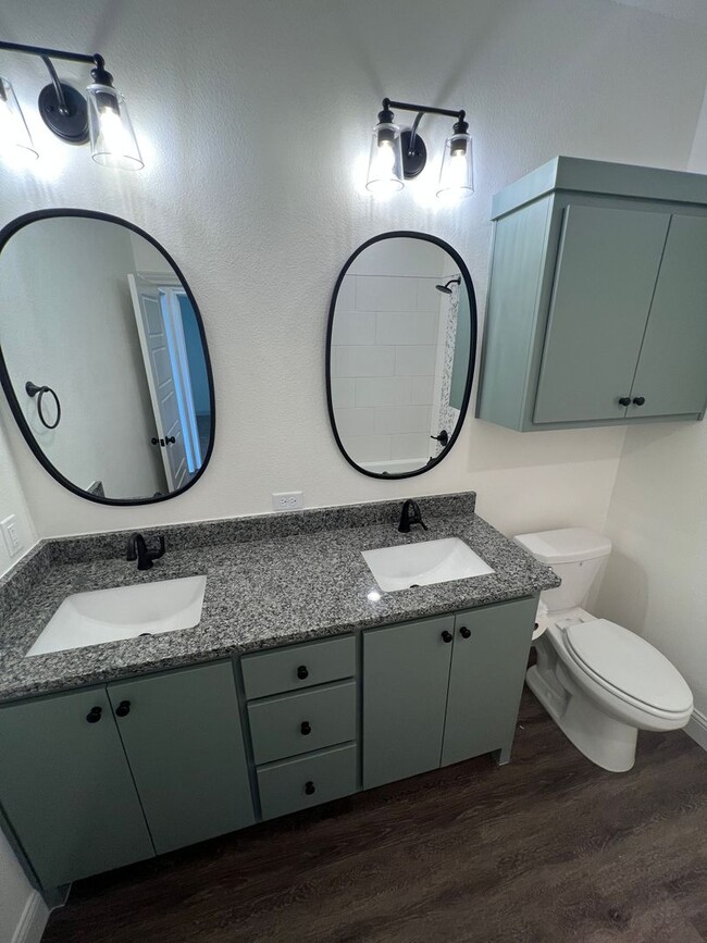 Building Photo - Beautiful 4 bed 2 bath home in Frenship!