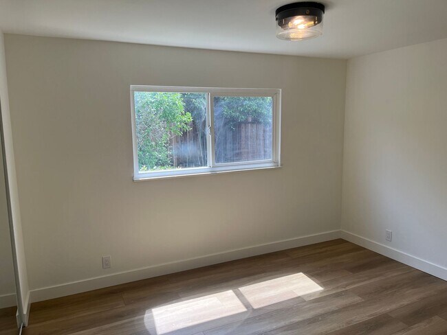 Building Photo - Remodeled Cupertino Gem in Top-Rated School District!