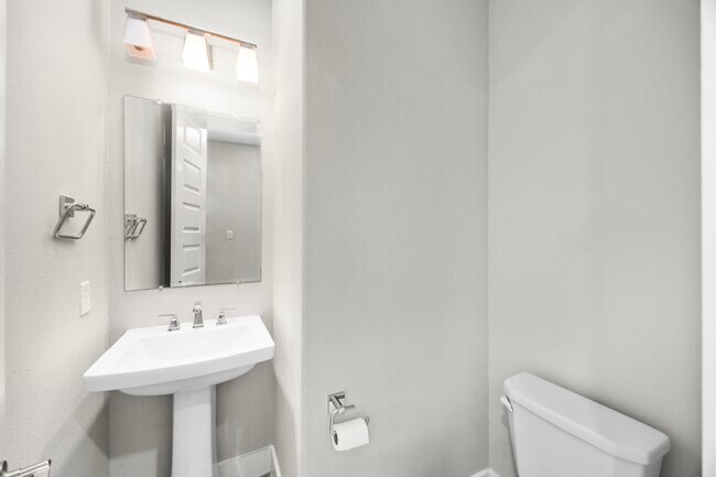 Building Photo - 13207 Terania Clf Trce