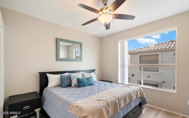 Building Photo - 9550 E Thunderbird Rd