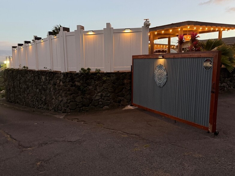 Building Photo - 295 Liholiho St