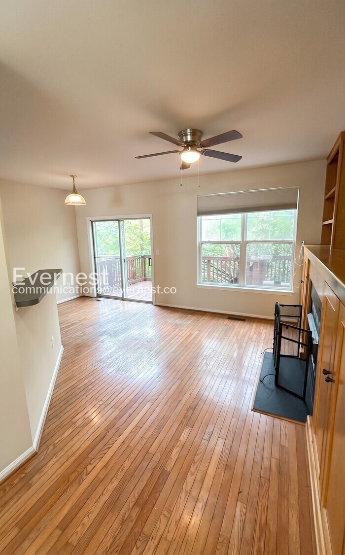 Building Photo - 13422 Burrough Farm Dr