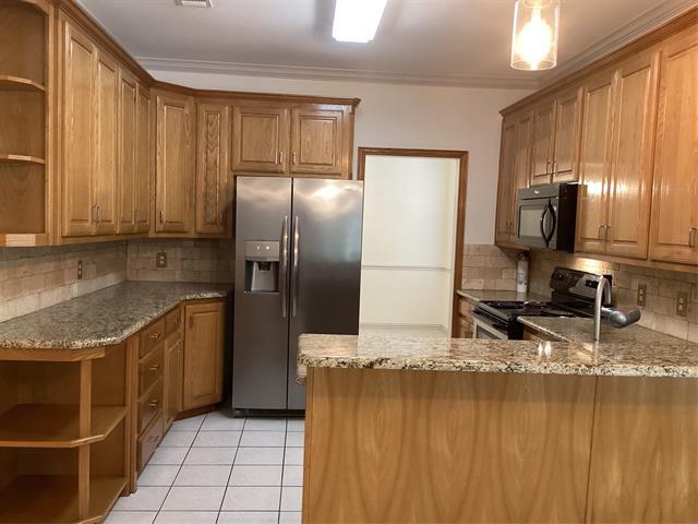 Building Photo - 222 San Jacinto Ct