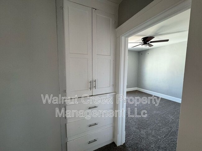 Building Photo - 841-841 Allison Ave