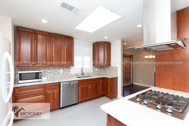 Building Photo - *** CLAIREMONT MESA HIDDEN GEM, RENNOVATED...