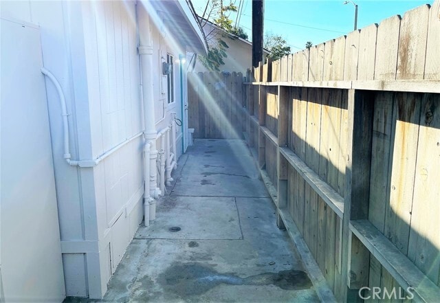 Building Photo - 805 N Topeka St