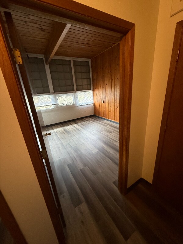 Building Photo - 224 Halsey St