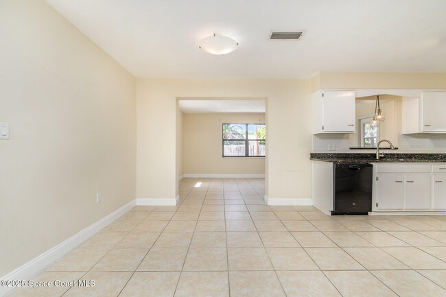 Building Photo - 408 Cassia Blvd