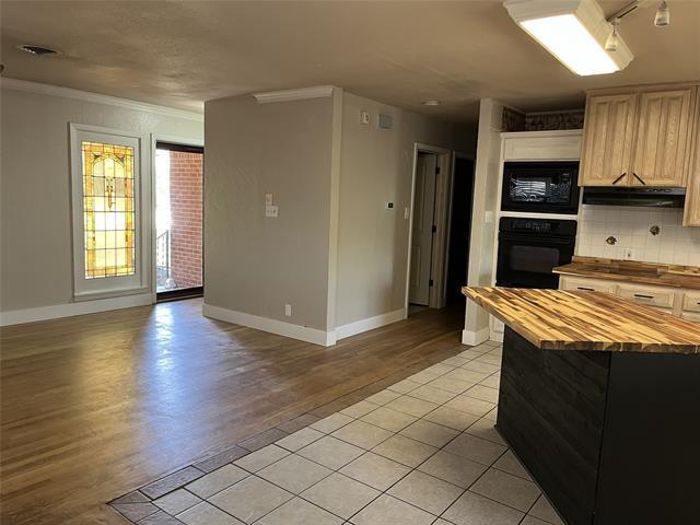 Building Photo - 3401 Leith Ave