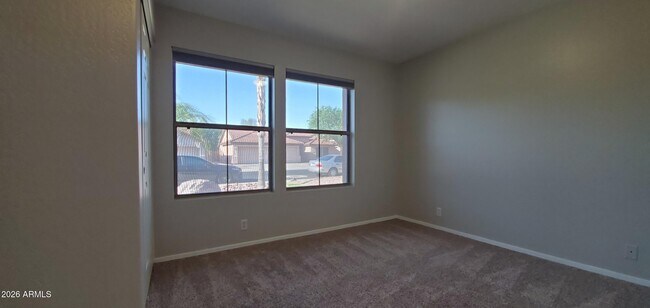 Building Photo - 4117 W Menadota Dr