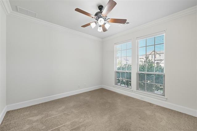 Building Photo - 447 Dry Canyon Dr