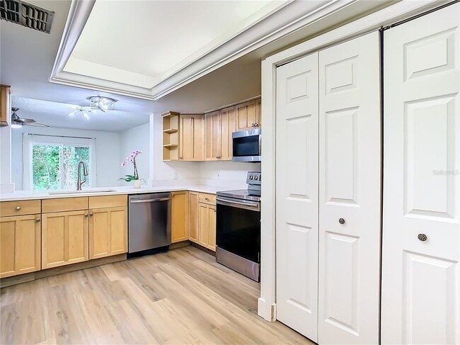 Building Photo - 11237 Cedar Hollow Ln