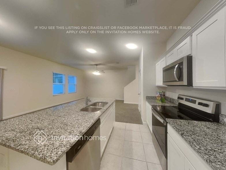 Building Photo - 1065 Cades Cv Wy