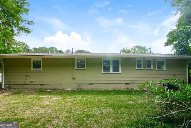 Building Photo - 2820 Foxlair Trail