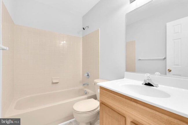 Building Photo - 45922 Bolden Ct
