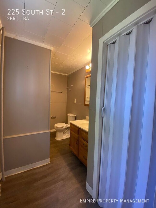 Building Photo - 225 South St