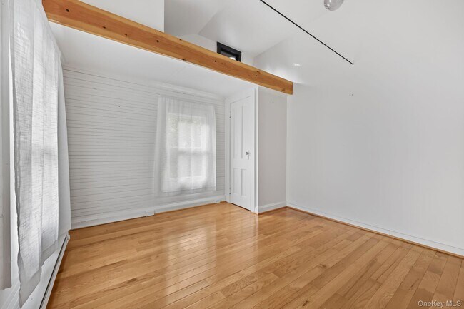 Building Photo - 1302 NY-22