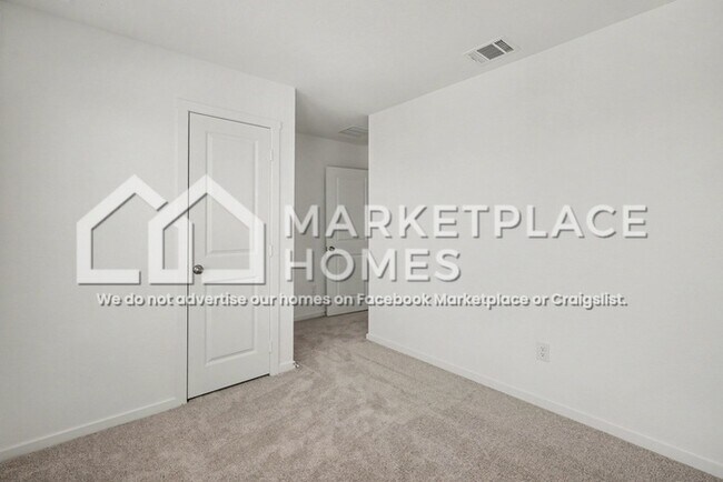 Building Photo - 7643 Varo Gln