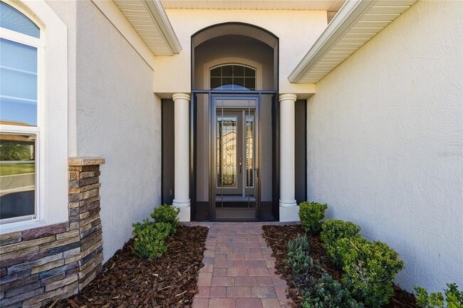 Building Photo - 1033 Sawgrass Dr