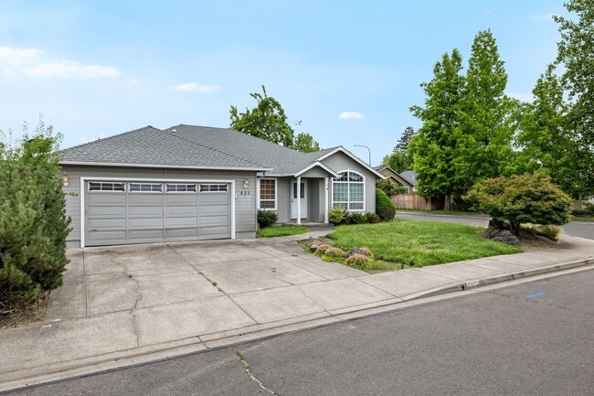 Building Photo - 621 Shadow Wood Dr