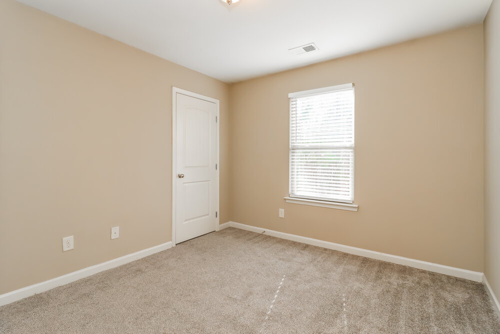 Building Photo - 284 Camellia Way