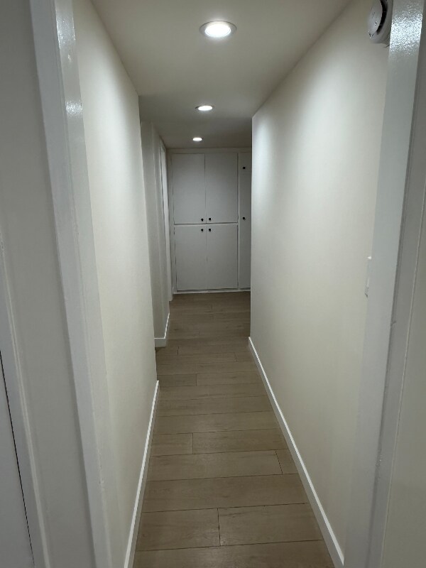 Building Photo - 711 Westmount Dr