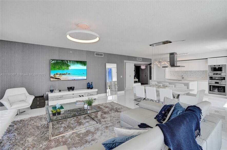 Building Photo - 330 Sunny Isles Blvd