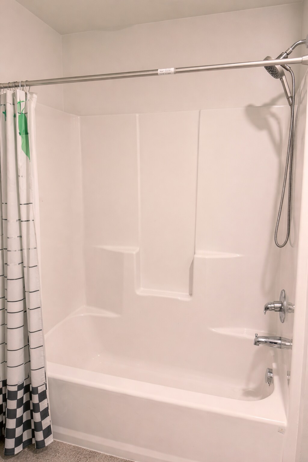 Building Photo - 2286 Beechwood View Dr