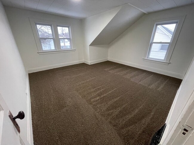 Building Photo - Click the “Apply Now” button or email wapmrentals@gmail.com for a prompt response.