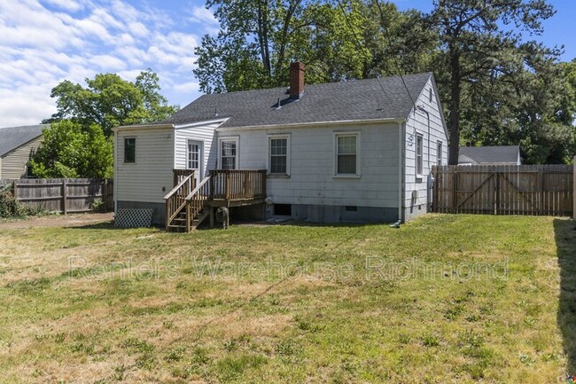 Building Photo - 1516 Fort Hill Dr