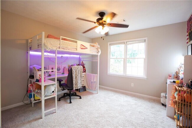 Building Photo - 3328 Mountain Hollow Dr