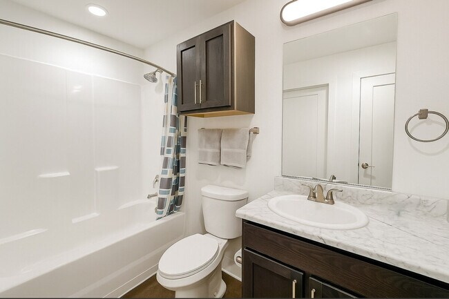 Building Photo - 215 N Santa Fe Ave