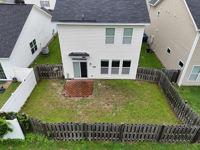 Building Photo - 124 Harvest Glen Ln