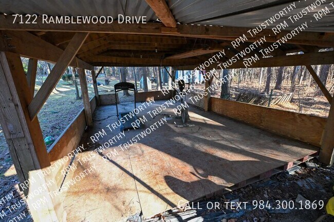 Building Photo - 7122 Ramblewood Dr