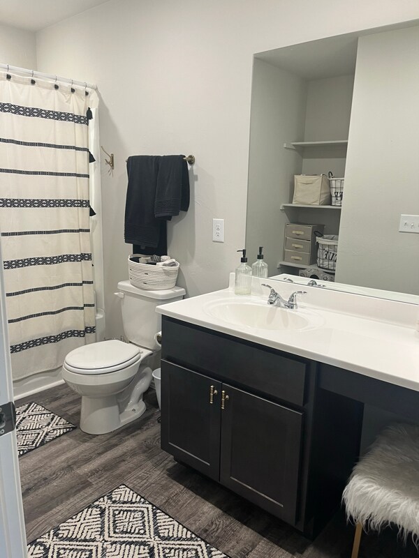 Building Photo - 326 Starlight Dr