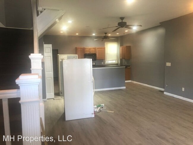 Building Photo - 4 br, 2 bath House - 2907 Rockrose ave