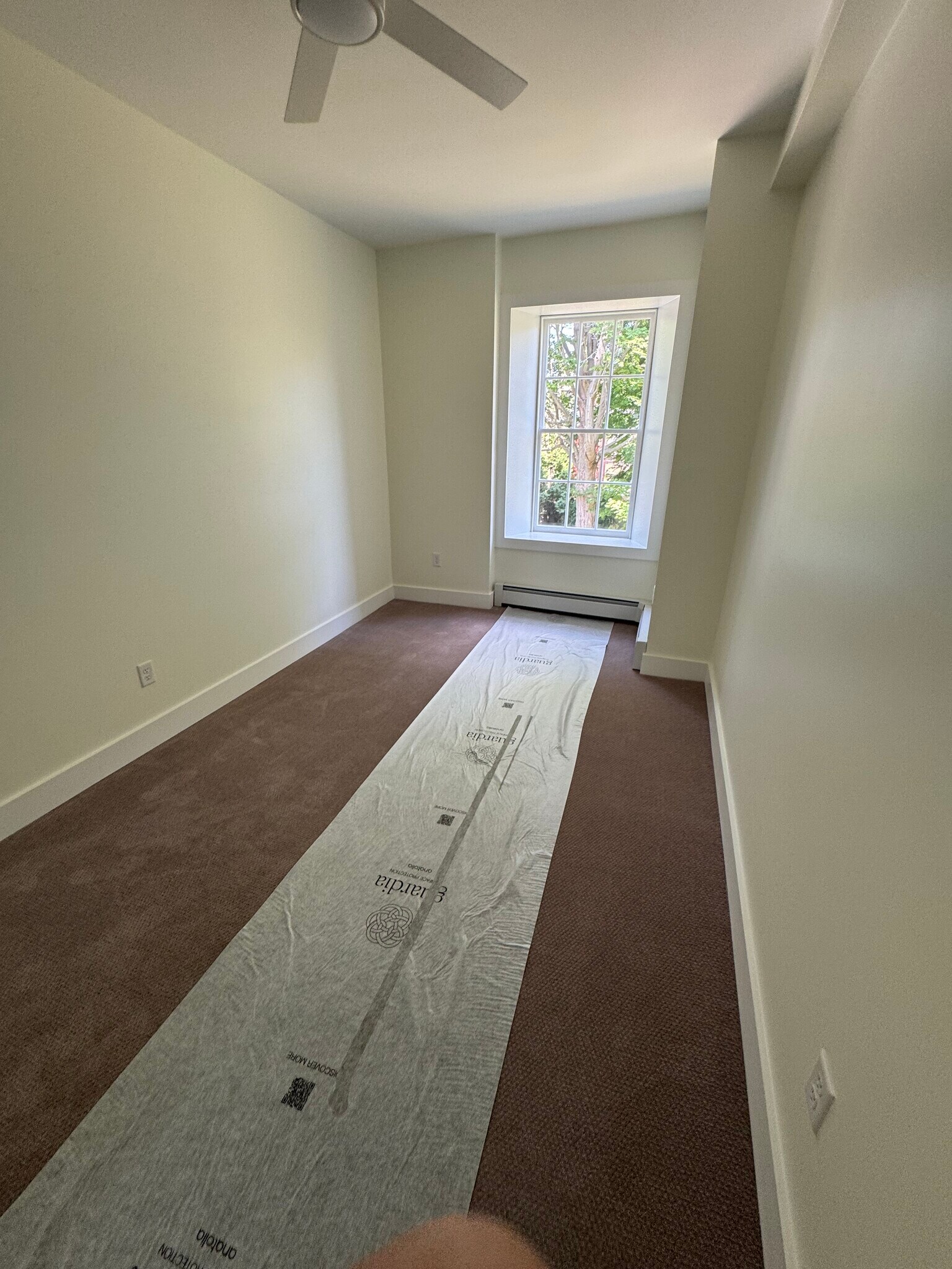 Second Floor Bedroom #2, 9' x 15', Ceiling Fan, 4' Closet, 9' Ceiling - 274 Main St