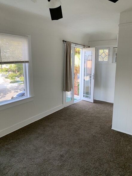 Building Photo - 5730 1/2 La Mirada Ave