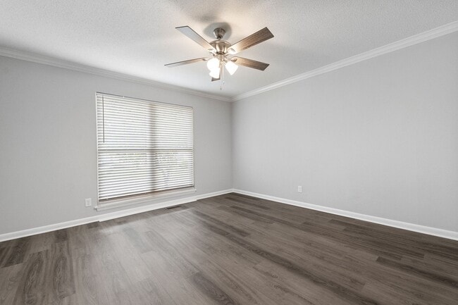 Building Photo - Sherwood Rental