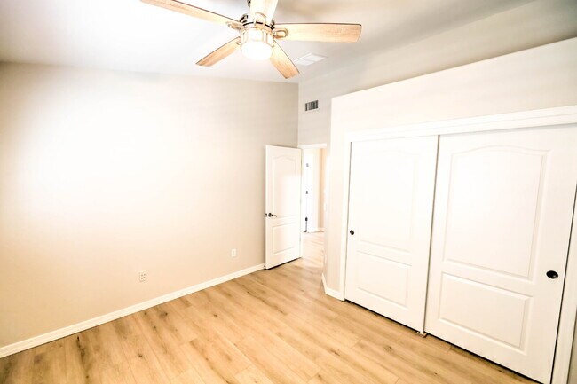Building Photo - Newly remodeled 4 Bedroom in gated community!