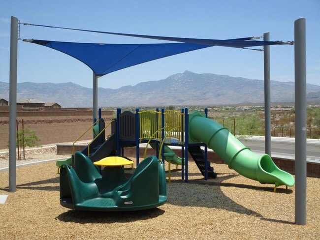 Building Photo - 10242 S Pantano Knolls Dr