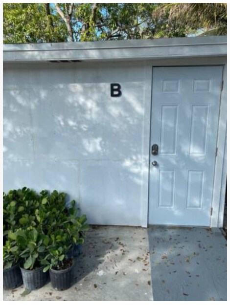 Primary Photo - 353 NW 49th St